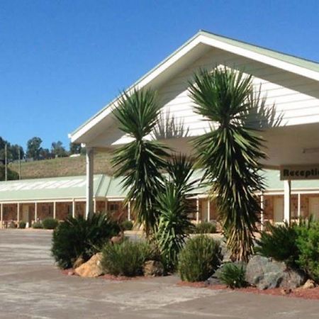 Tuckerbox Motor Inn 군다가이 외부 사진