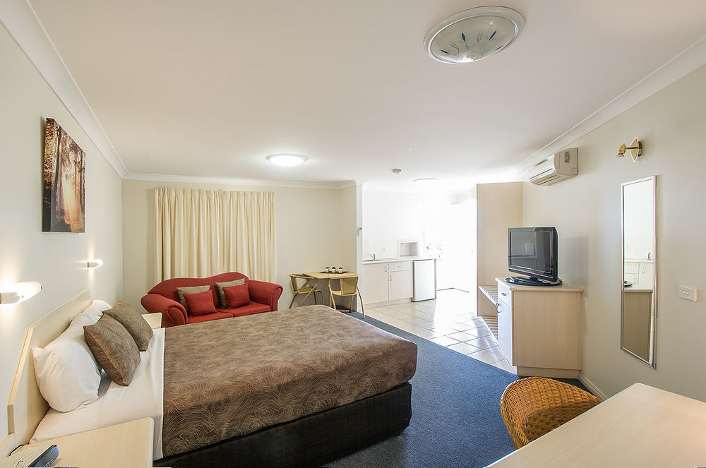 Tuckerbox Motor Inn 군다가이 외부 사진