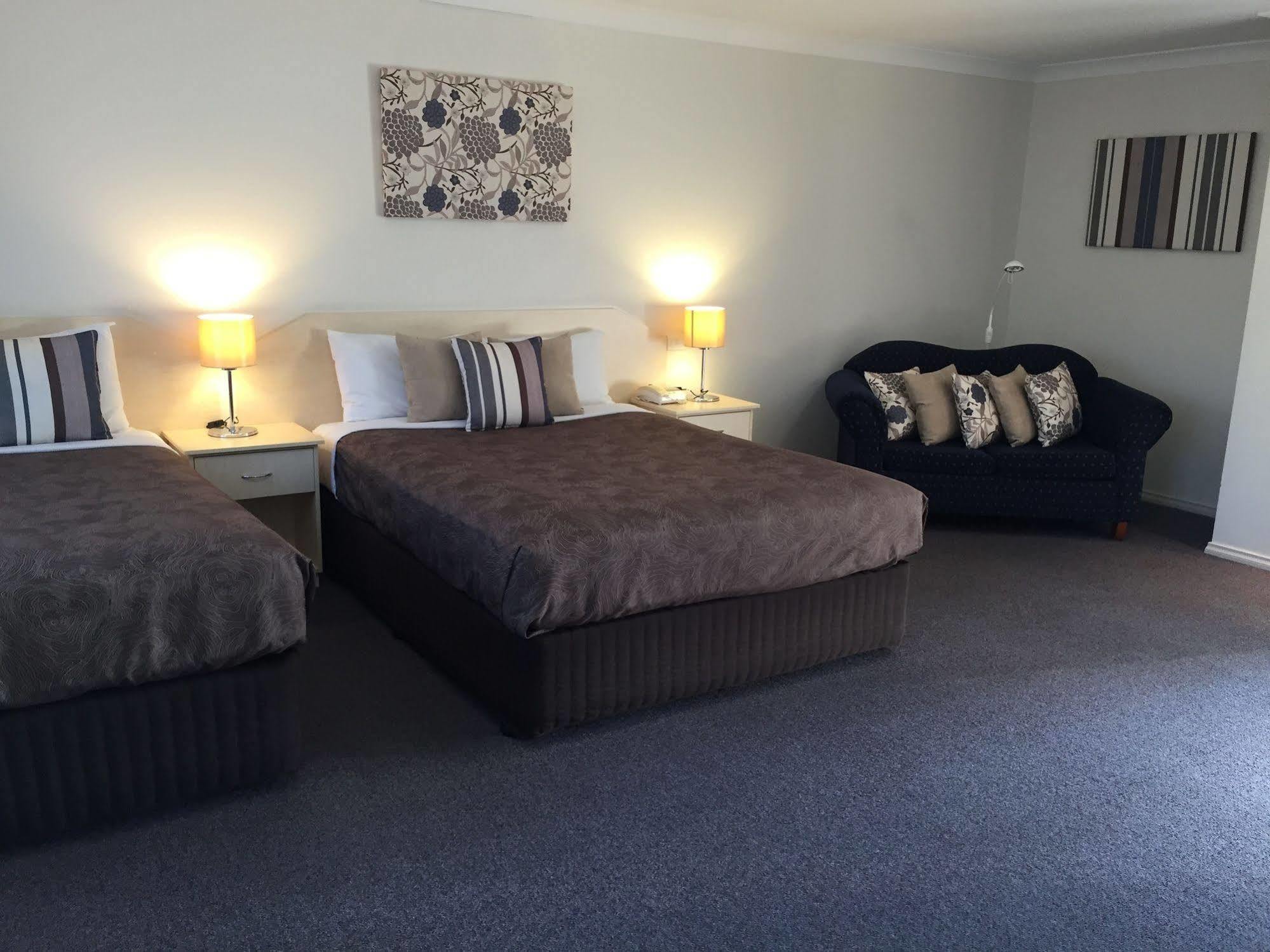 Tuckerbox Motor Inn 군다가이 외부 사진