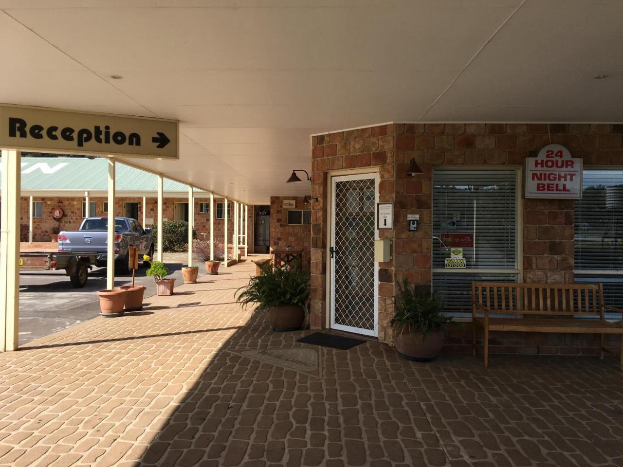 Tuckerbox Motor Inn 군다가이 외부 사진